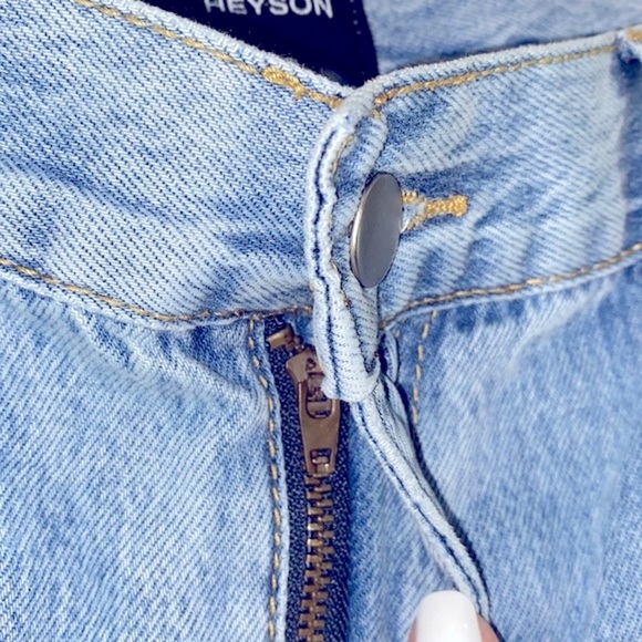 Heyson high rise distressed jeans size 11 - Picture 8 of 10